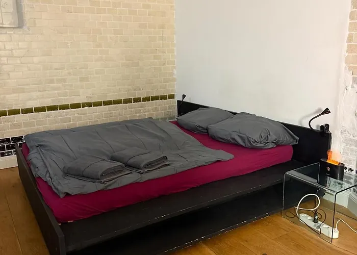 Kinky Loft Mitten Auf St Pauli Hamburg